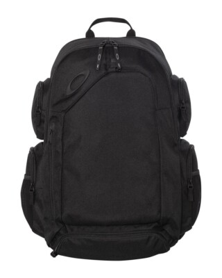 OAKLEY 32L BACKPACK BLACK BRAND NEW LOTS OF ROOM with laptop sleeve