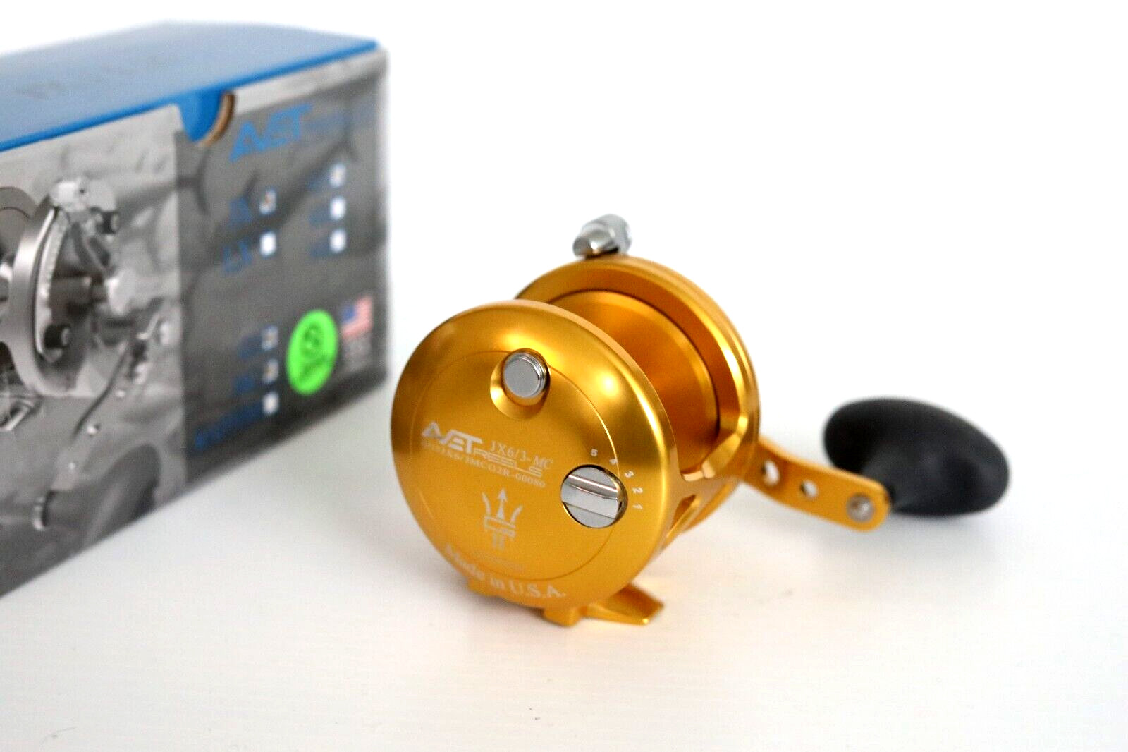 Avet JX6/3 MC G2 NGP Two-Speed Lever Drag Reel - GOLD - Right Handed - NEW