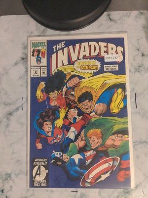INVADERS #2 VOL. 2 9.0 MARVEL COMIC BOOK CM4-232