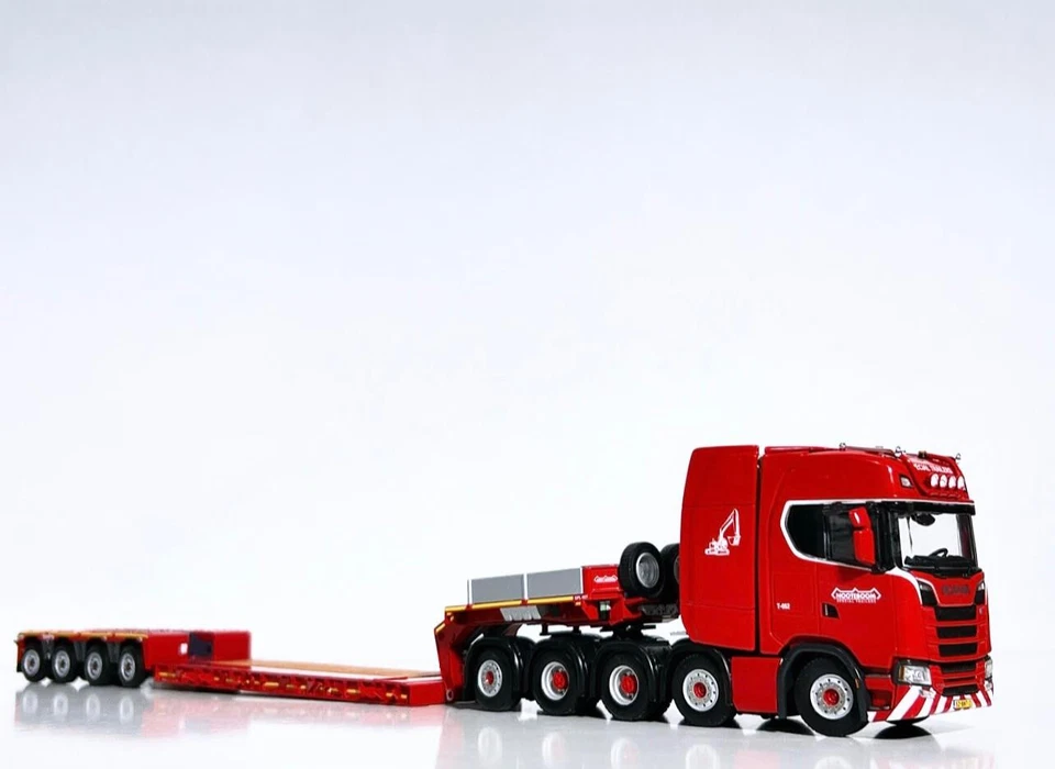 Remolque de carga baja Scania Highline CS20H 10x4 "Nooteboom" modelos de camiones WSI 1:50 Foto 3 de 4