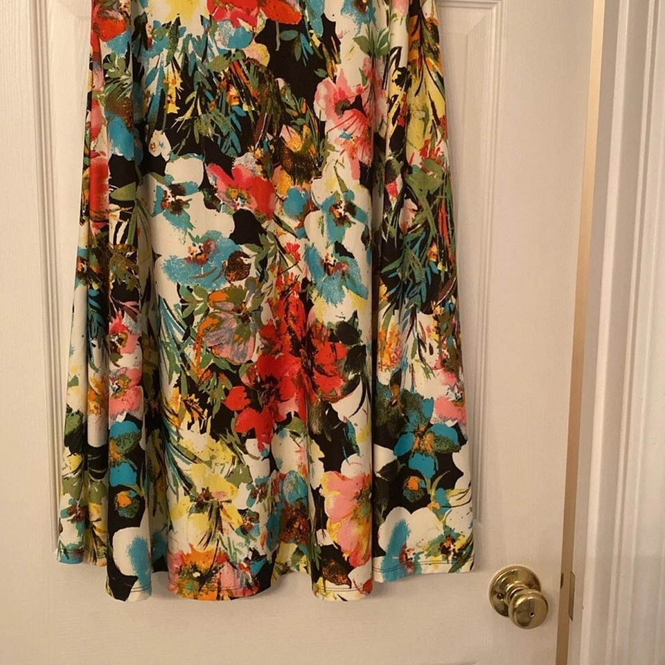 New Directions woman’s dress, size PS, multicolored floral - Imagem 3 de 4