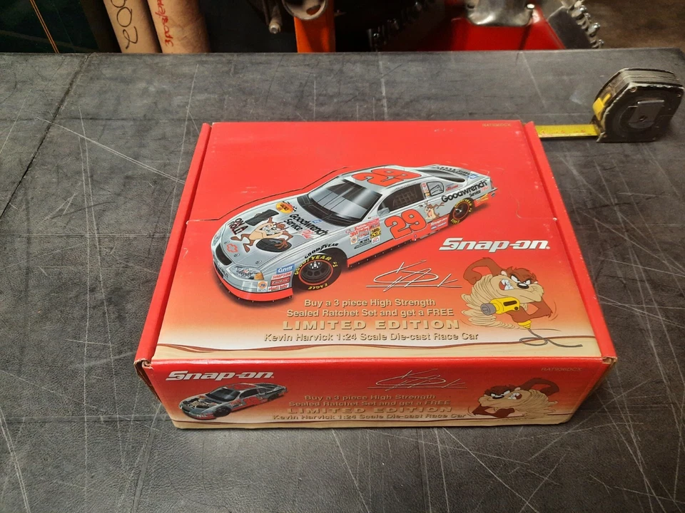2001 SNAP ON Kevin Harvick #29 Looney Toons  Monte Carlo Action 1:24 Diecast - Image 2 of 4