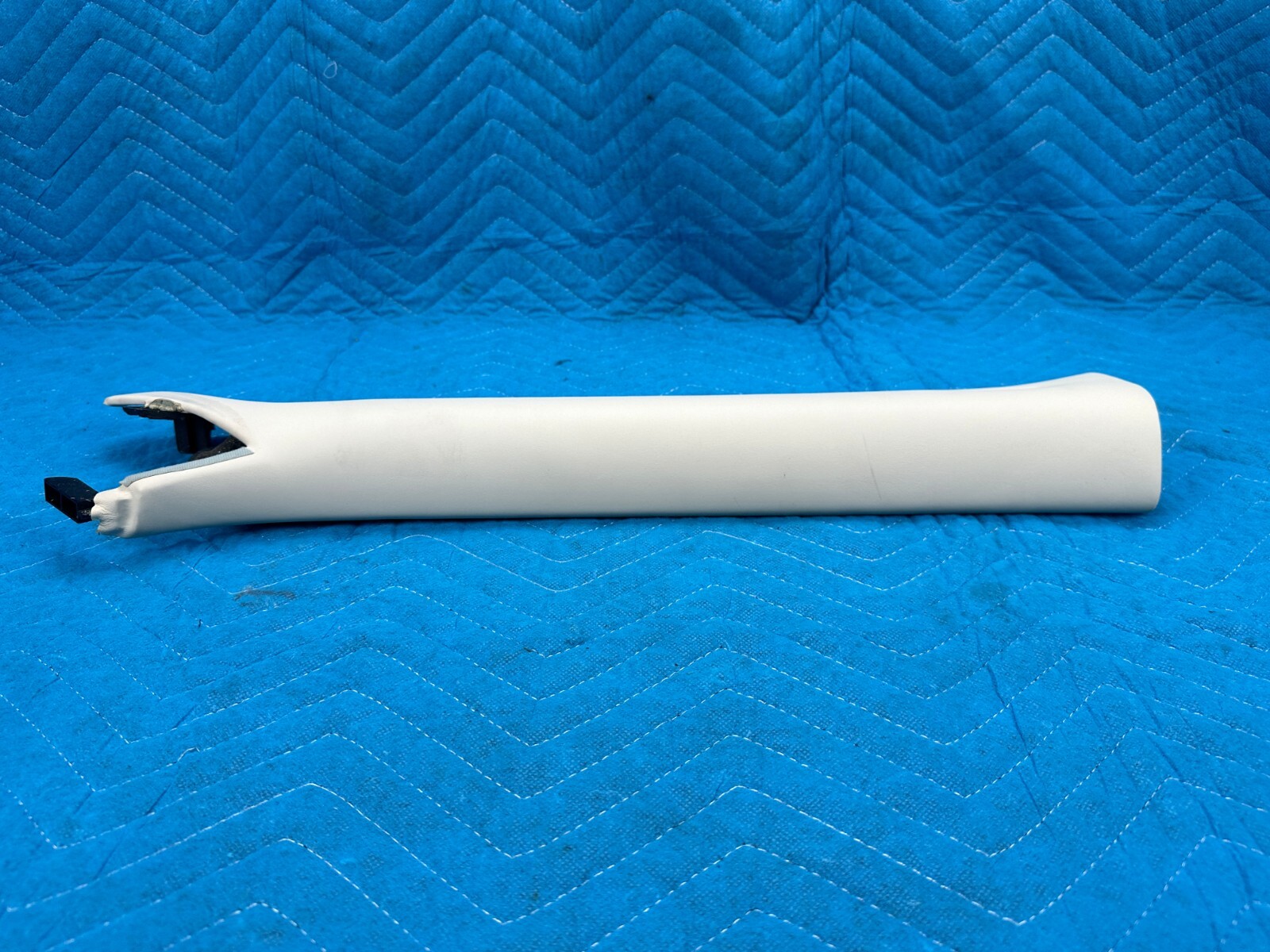 Bentley Flying Spur Windshield A-Pillar Trim Panel Passenger Side Ivory 06-12 OE