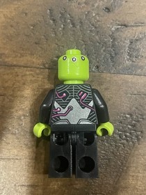 LEGO 76040 DC Comics Super Heroes Brainiac Attack COMPLETE