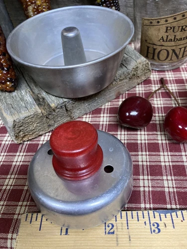 Vtg Metal Biscuit Donut CUTTER Farmhouse Kitchen Baking Fun Display Prop BCR2