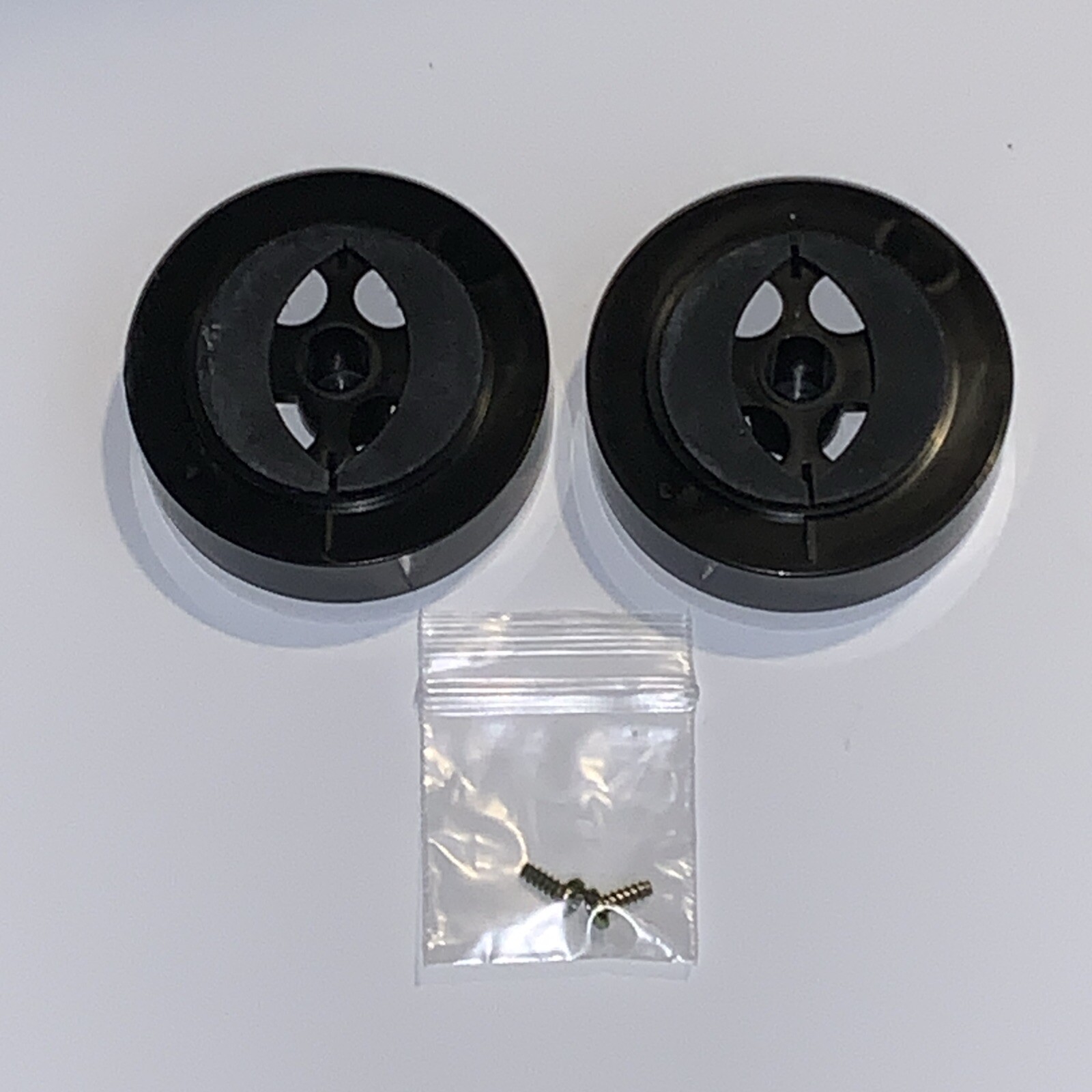 Yamaha Two Original Feet with Screws For HTR-5660 Natural Sound AV Receiver