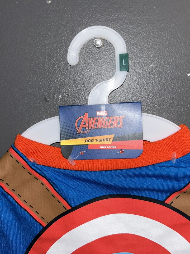 Camiseta Grande Marvel Pet Fans Collection Roja Marvel Avengers Assemble Perro Foto 2 de 2