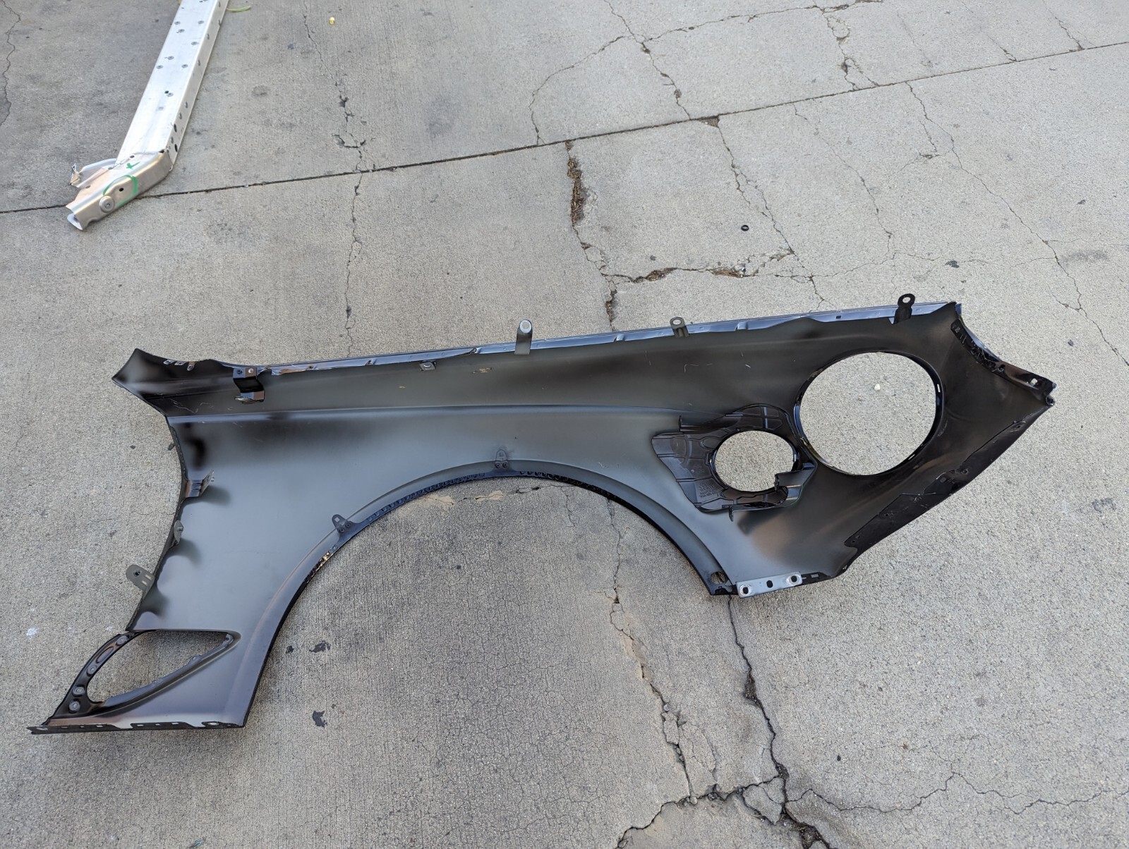 20-21 Bentley Continental GT Left Driver Side Fender Wing Panel 3SD821101G OE