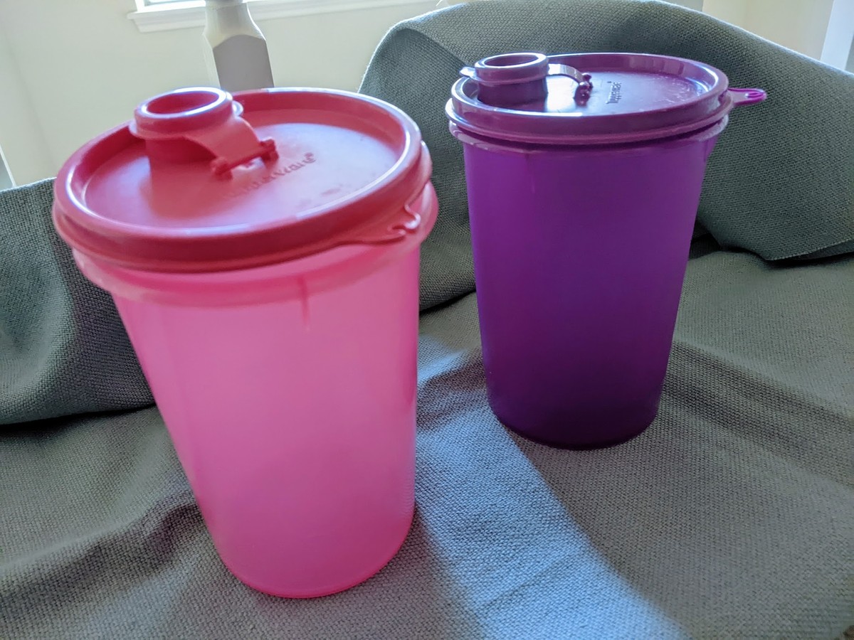 Tupperware Mega Tumblers Water Bottles 2 pc Set 1L Pink + Purple lot 321 |  eBay
