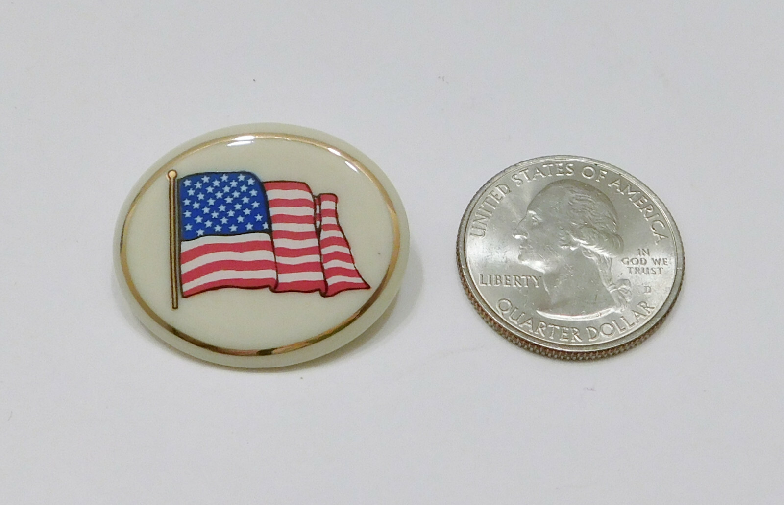 Lenox USA Ceramic Porcelain American Flag Pin Oval Go… Gem