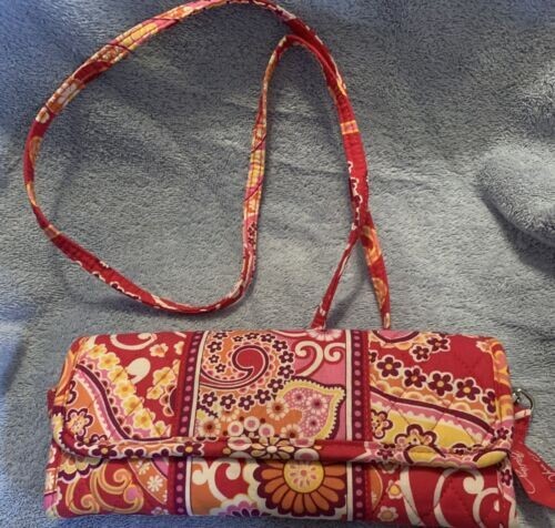 Vera Bradley Trifold Crossbody Wallet Raspberry Fizz, Magnetic Close, Retired - Picture 6 of 8