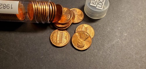 Rolle (50) UNC 1982p großes Datum Kupfer Lincoln Memorial Cents!! UNC RD!! - Bild 4 von 6