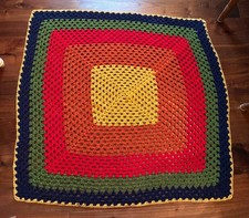 Vtg Handmade 70's Crocheted Afghan 42"x42" Lap/Baby Blanket/Throw