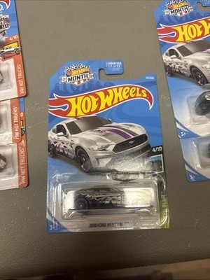 Hot Wheels 2019 Speed Blur 4/10 2018 Ford Mustang GT 113/250 Zamac HC27