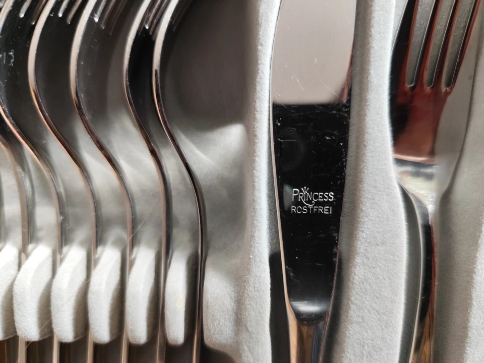 Princess Besteck 76 Teile Edelstahl mit Goldeinlage mit Koffer Vintage - Bild 4 von 4