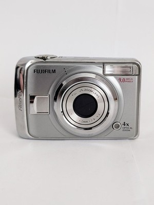 Fujifilm FinePix A900 9MP Super CCD Digital Camera Silver Y2K Tested Works
