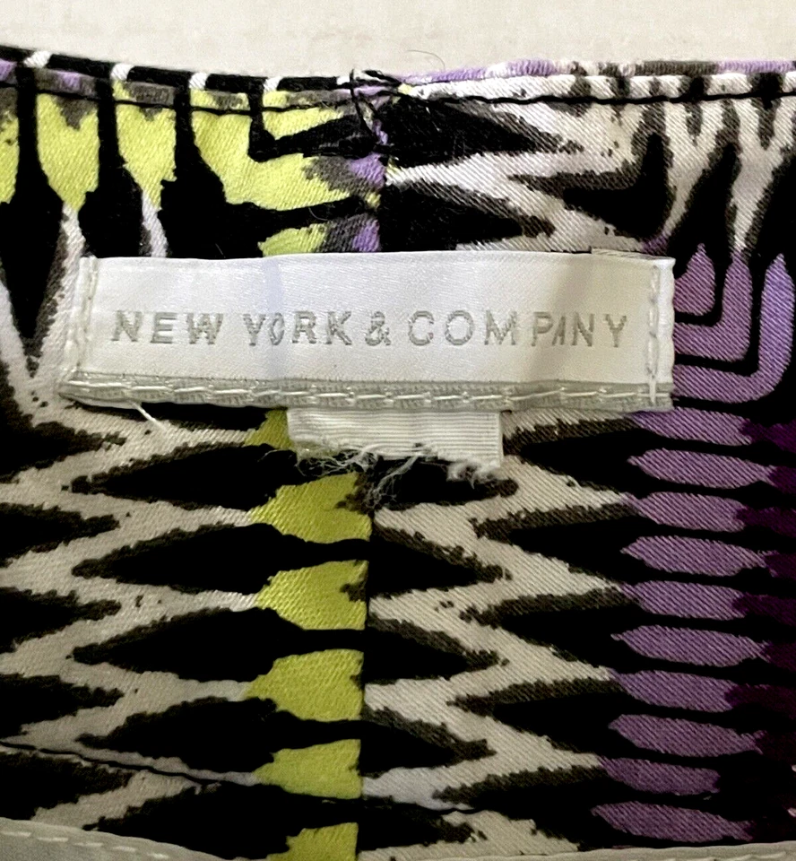 Pantalones Cortos New York & Co Púrpura Rayas Elastizados Frente Plano Chino Puños Talla 0 Foto 4 de 4