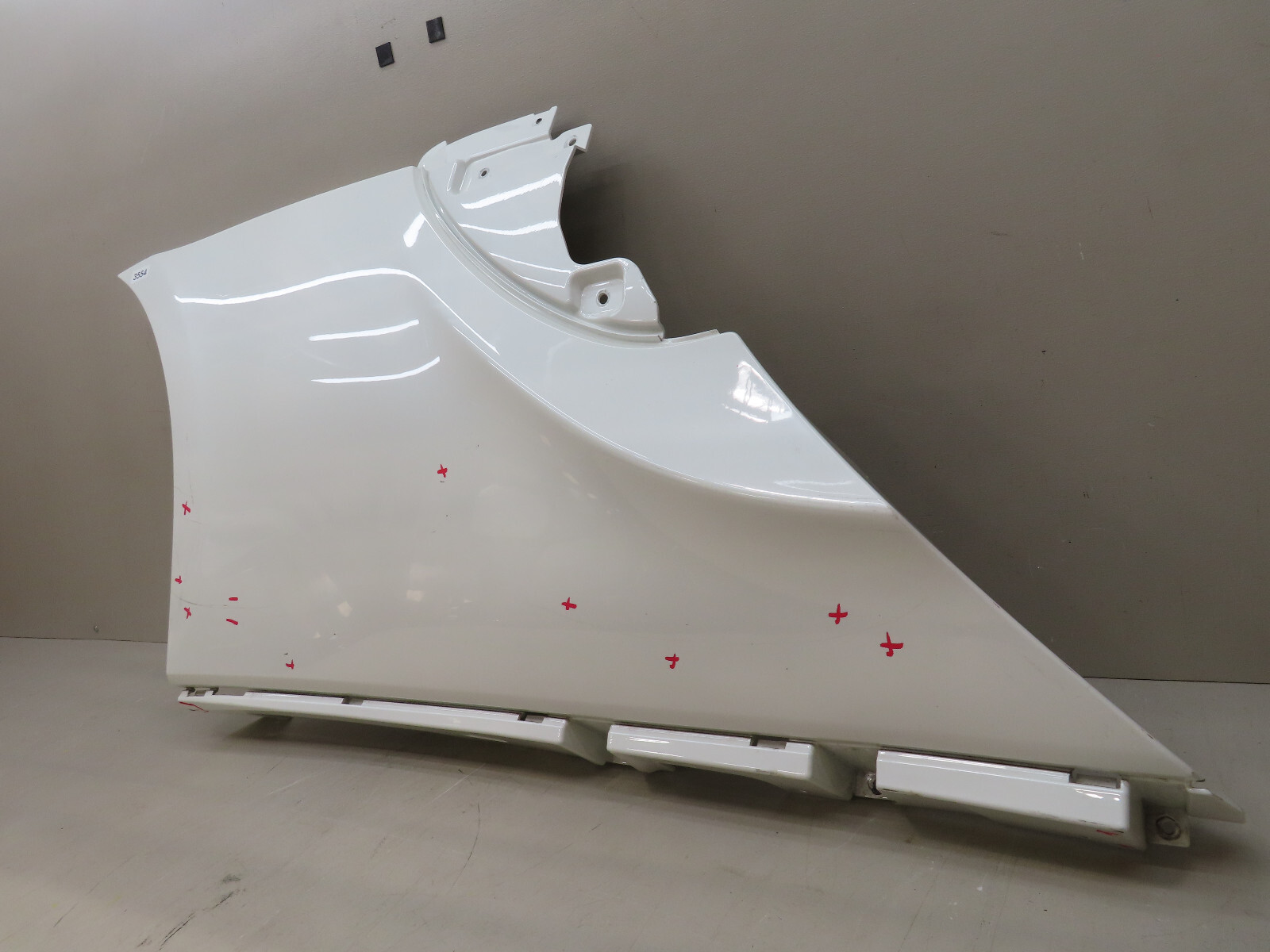 19-20 McLaren 600lt Right Passenger Lower Quarter Wing Cover Panel 13A5326CP OEM