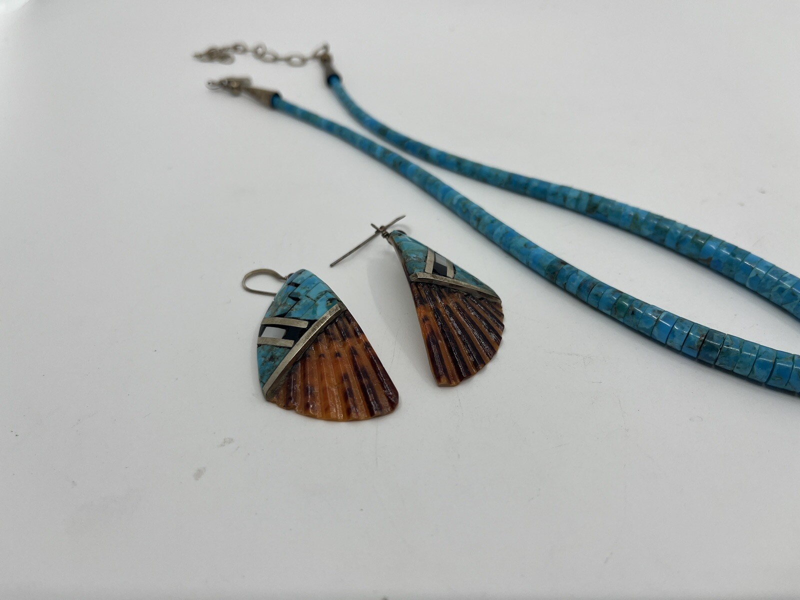 Turquoise Silver Inlay Decorated Shell Pendant Ne… - image 2