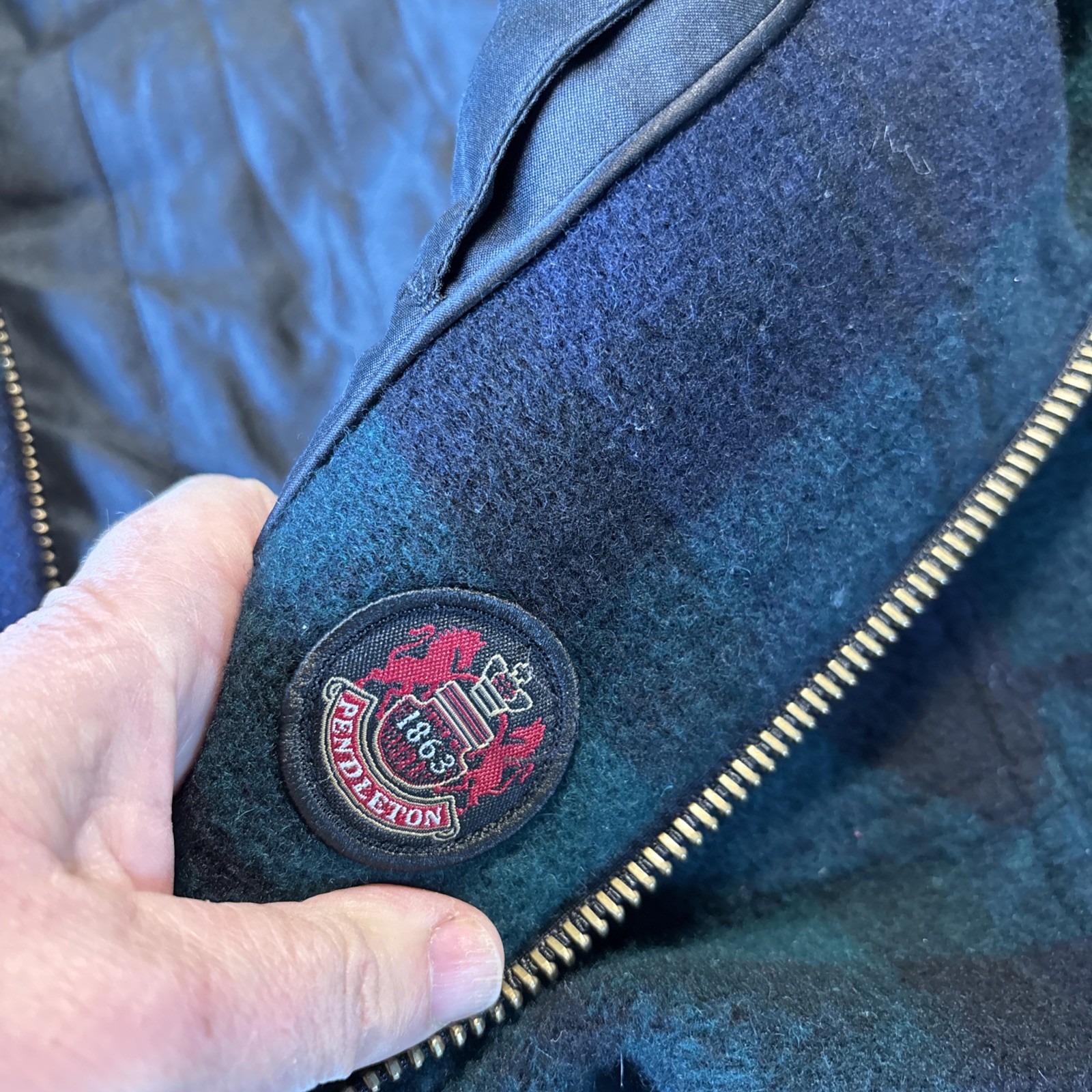 Pendleton Quilted Collar Black Watch Plaid COAT J… - image 9