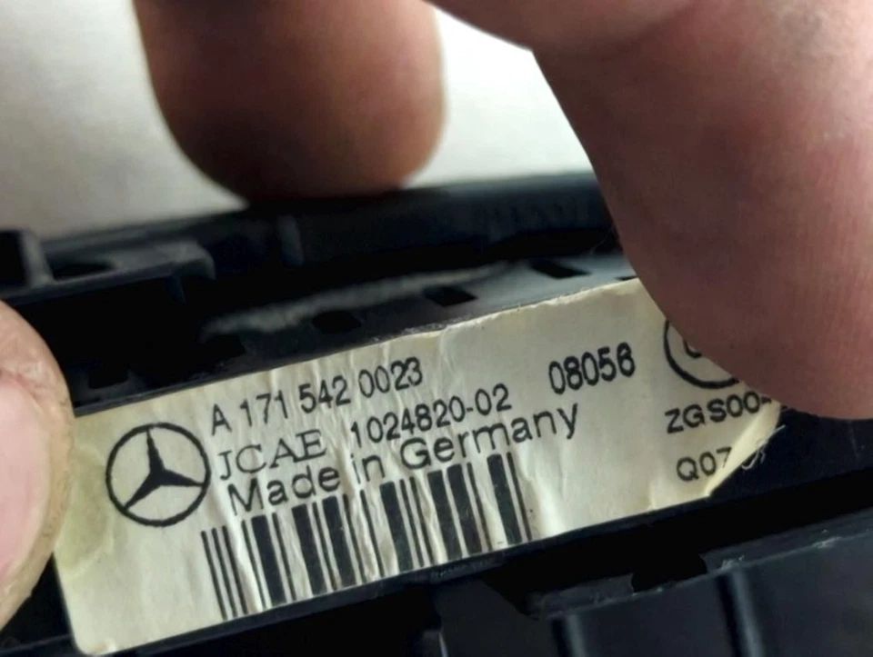 A1715420023 DISPLAY SENSORI DI PARCHEGGIO MERCEDES SLK 200 R171 1.8 B 135KW 6M 2 Foto 4 de 4