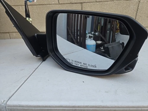 2017/2021 HONDA CIVIC RIGHT SIDE MIRROR OEM NEW 