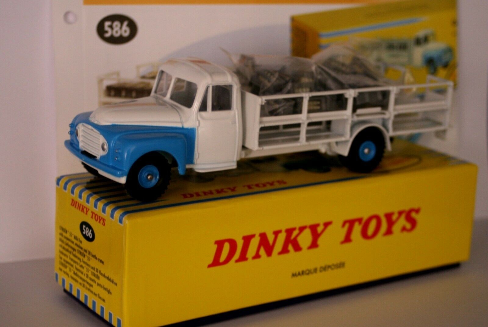 Camion 55 Laitier Citroen Dinky Toys 586 souvenir d'enfance Atlas miniature en métal