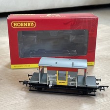 Hornby OO Gauge R6510 20 Ton Brake Van BR Railfreight B954779