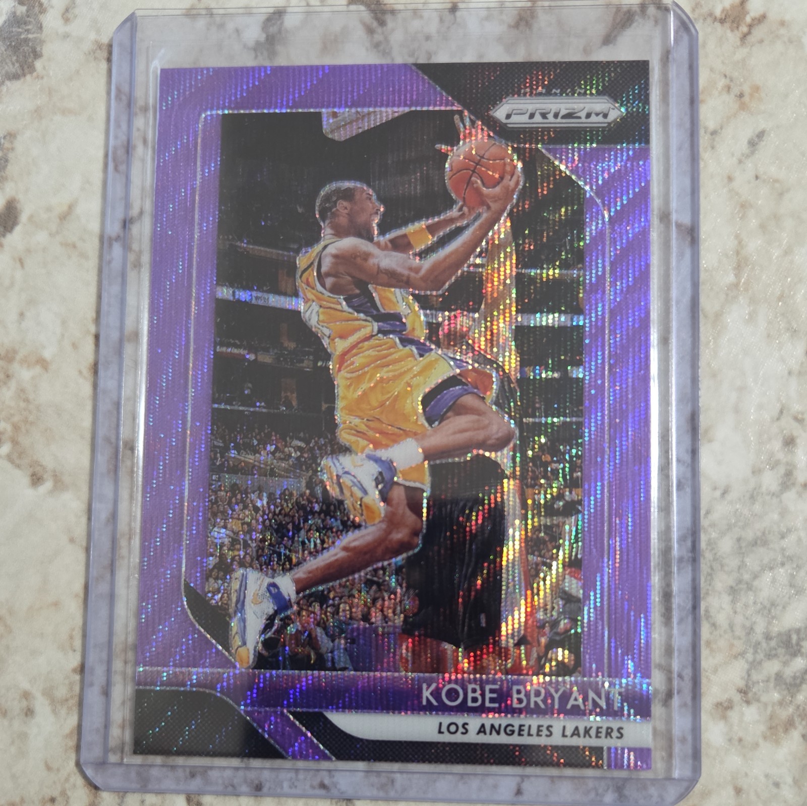 2018-19 Panini Prizm Kobe Bryant purple wave #15 Beautiful card