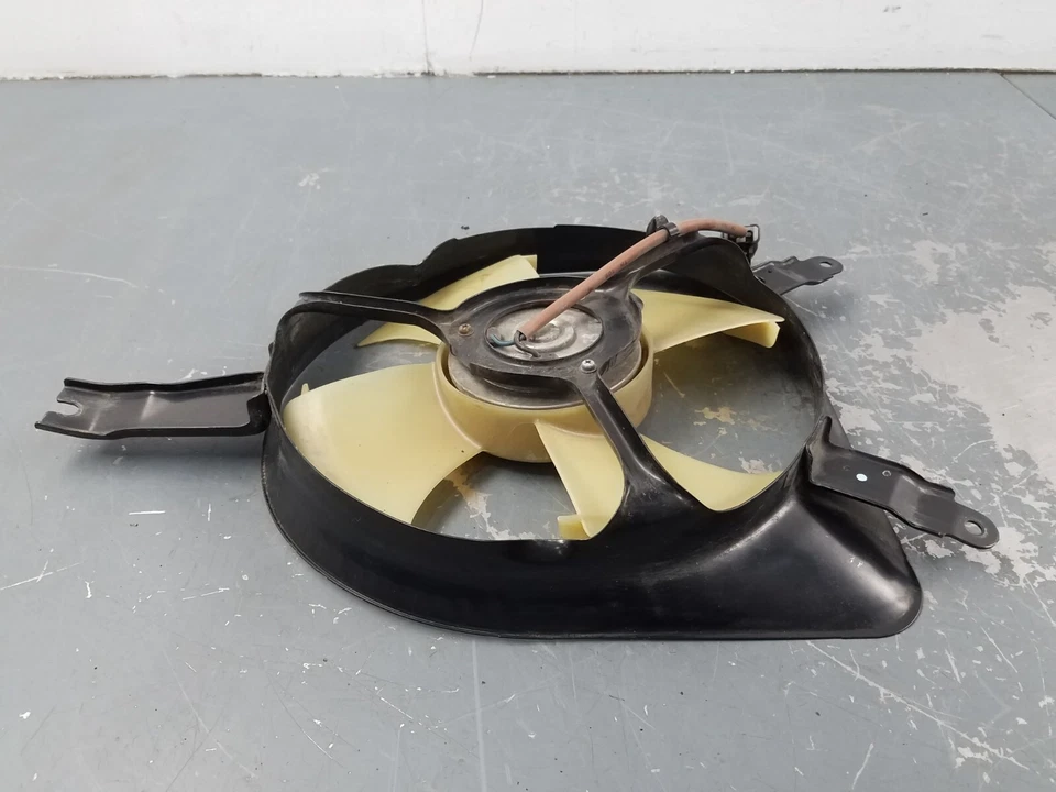 2005 Honda S2000 AP2 Radiator Secondary Fan - Bent #6894 F6 - Image 2 of 4