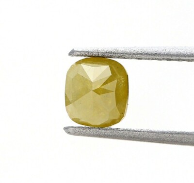 Natürlicher Diamant 0.90ct Grünlich Gelb Farbe Oval Modifizierte Brillantschliff