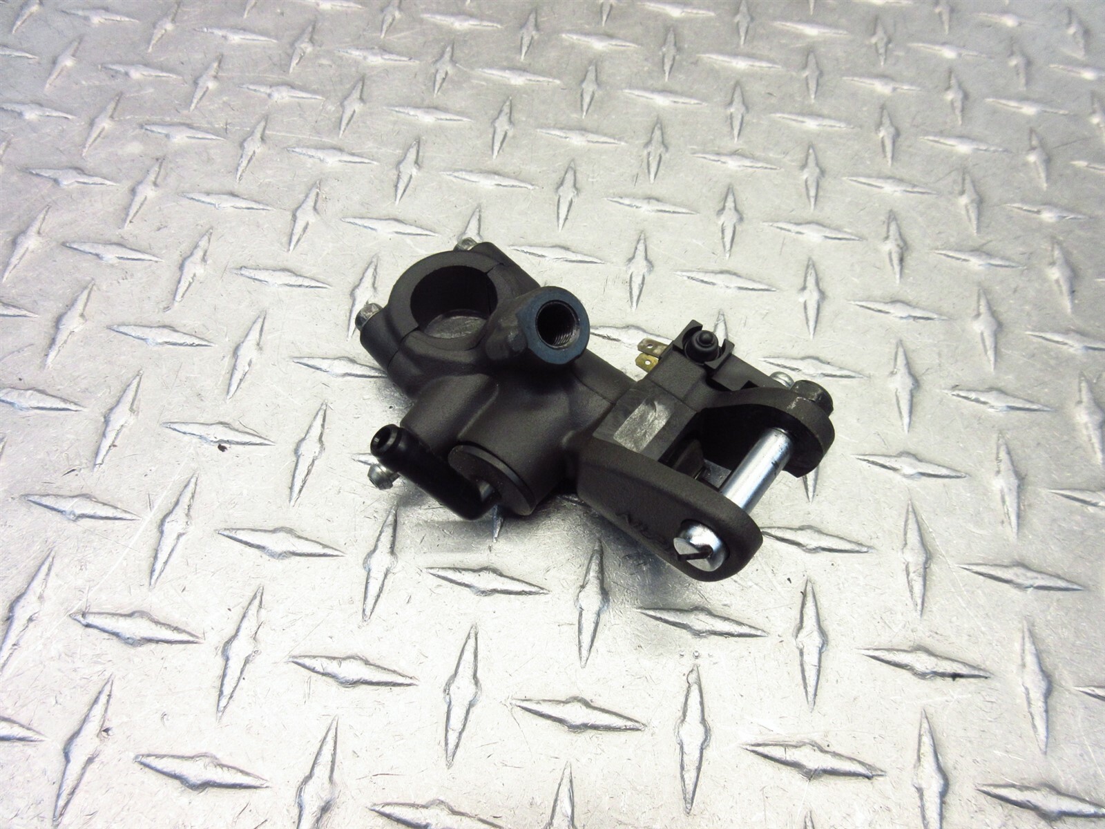 Triumph Daytona 675r 2016 Front Brake Master Cylinder Lever 
