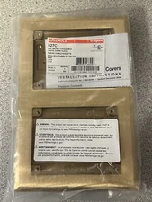 NEW Wiremold 827C 2-Gang Brass Rectangular Carpet & Tile Floor Outlet Box Cover