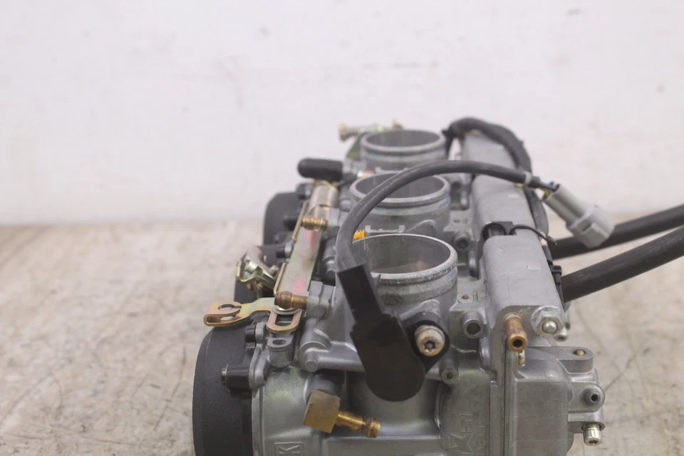 2005 YAMAHA RS RAGE Carburetors / Carbs - 387miles - Clean - Image 3 of 4