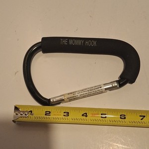 The Mommy Hook Stroller Hook Large Carabiner Black E315HO900