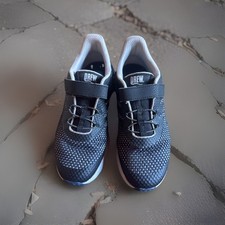 Drew Presto Men’s Sneakers Size 9W , No Box  Navy/Gray