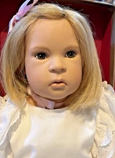 Sabine Esche “Heidi II” 22” 1992 Limited 500 W/ Box & COA ( See Pictures)