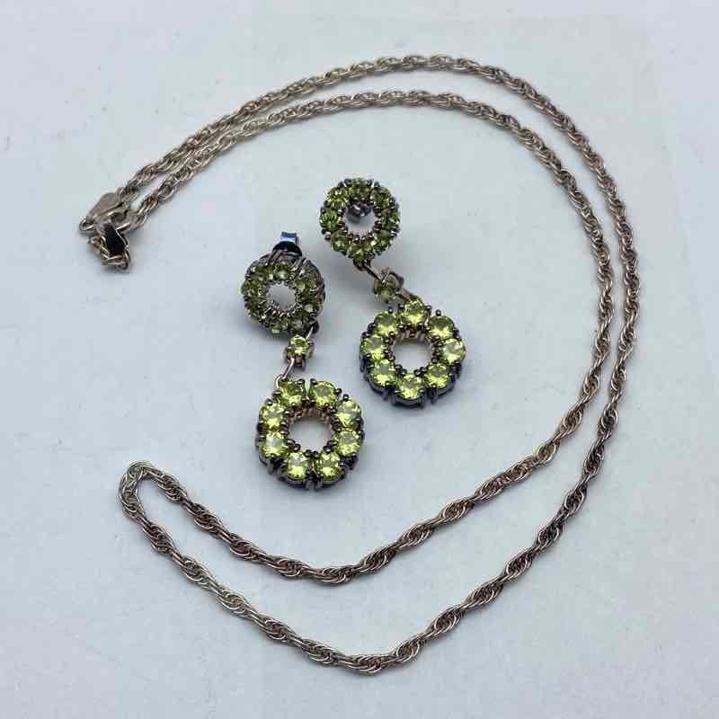 Sterling Silver 925 Peridot Halo Circle Necklace and Drop Earrings Set 18" 14.3g