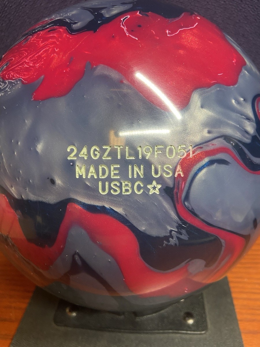 Global 900 Zen 25 Red Silver Black Bowling Ball 15 Pounds Brand
