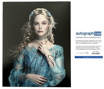 ELLE FANNING signed 8x10 MALEFICENT ''aurora'' handsigniert ACOA