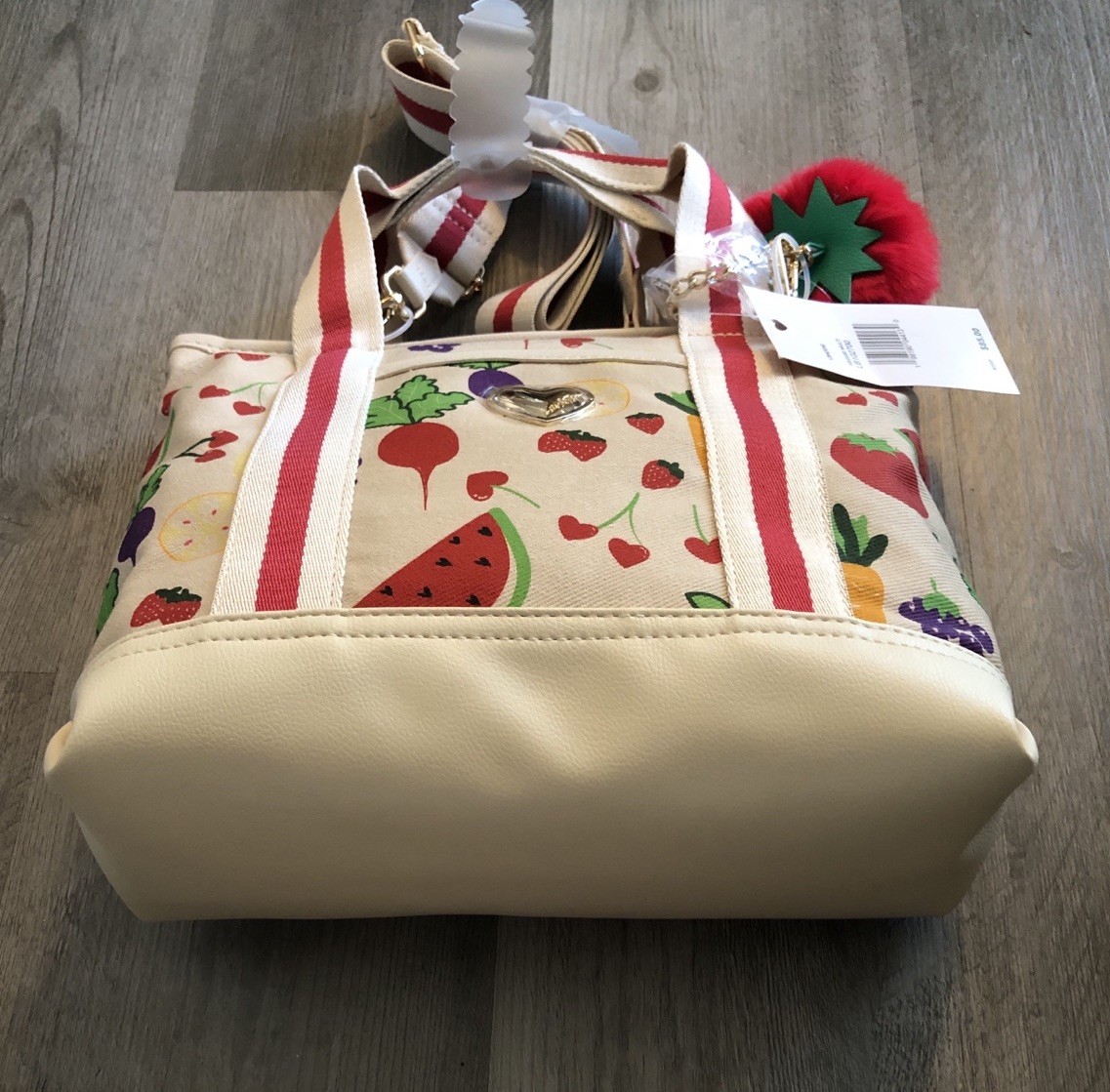Luv Betsey Betsey Johnson LBADDIE Veggie & Fruit Multi Crossbody +