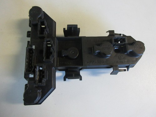 Lampenträger Träger Lampenhalter Lichtabdeckung Rücklicht VW Golf 4 IV 1J6945257