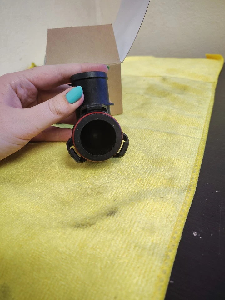 Conector de manguera de refrigeración superior para Chevy, Cadillac, Buick Foto 4 de 4