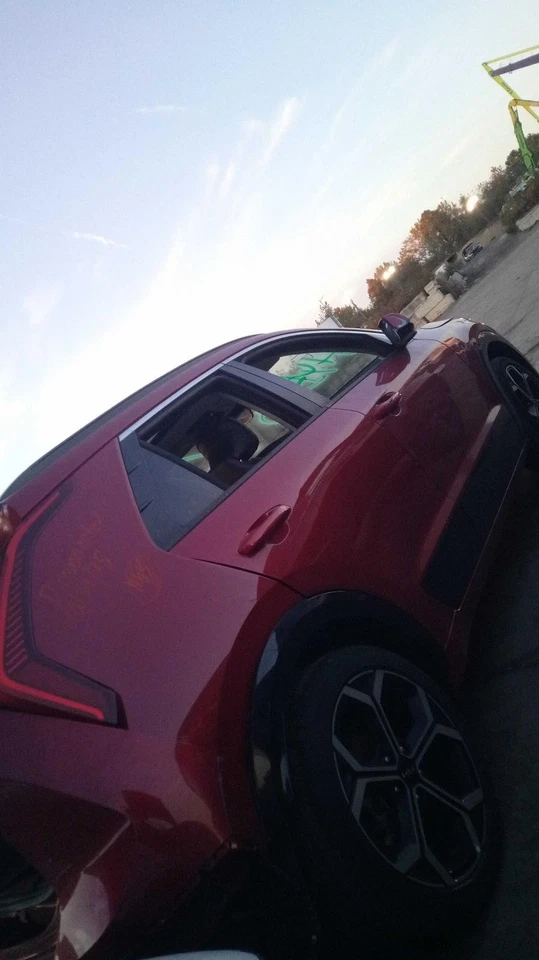 2023 KIA NIRO Roof Panel Glass Red OEM 81610J9000 Used 38K Mileage - Изображение 4 из 4