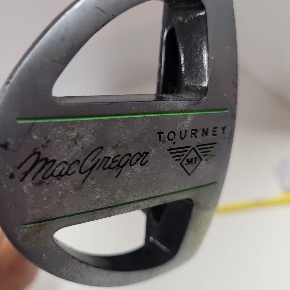 MacGregor Tourney MT junior putter, 26 inches. excellent condition - Image 3 of 4