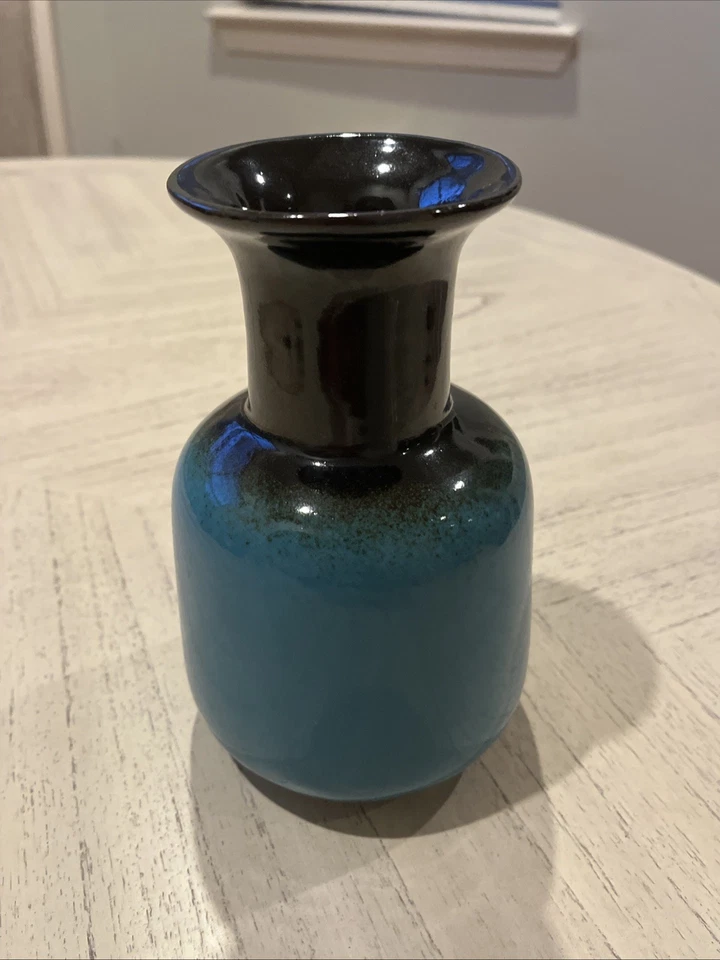 Ceramic Glazed Vase Black Transition to Blue 6" Tall - Image 4 of 4