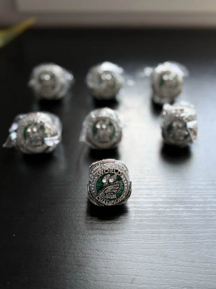 Anillo Eagles 2025 Fan Collectors - Recuerdos de fútbol de recuerdo talla 11. ¡PESADO!! Foto 4 de 4