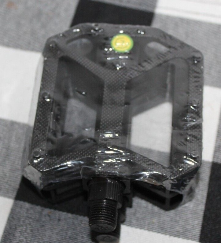 Foto 1 di 2