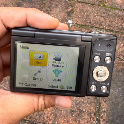 Panasonic LUMIX DMC-SZ10 Flip Screen Digital Camera 16MP 12x