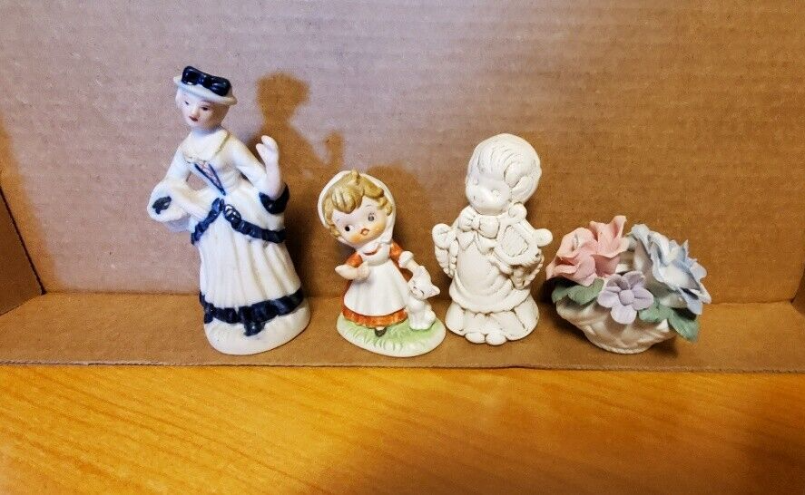 LOT OF 4 FIGURINES PORCELAIN-CERAMIC